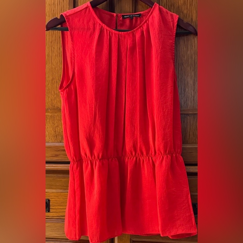Violet & Claire Peplum Pin-Tuck Gathered Waist Sleeveless Top Layer Summer Satin